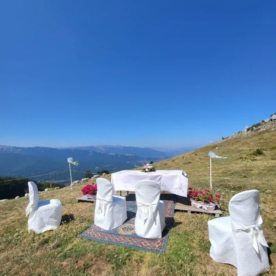 eremo di san nicola di coccia e guado di coccia con maiella escursioni trekking in abruzzo