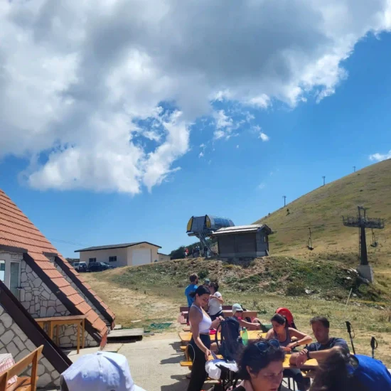 eremo di san nicola di coccia e guado di coccia con maiella escursioni trekking in abruzzo