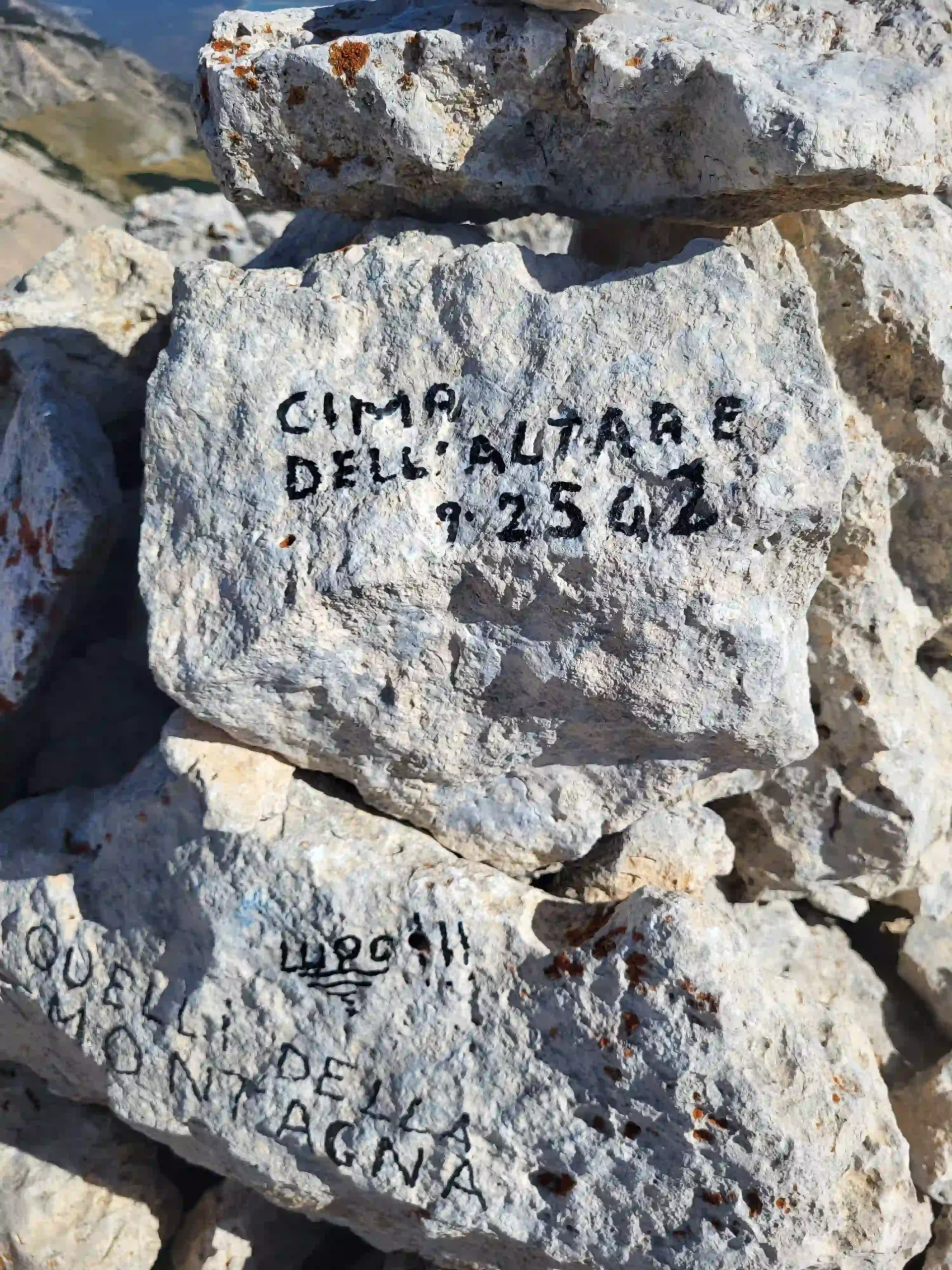 Cima dell'Altare escursione nel Parco Nazionale della Maiella