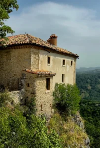 Eremo Celestiniano della Madonna dell'altare palena, prenota la tua escursione con guida